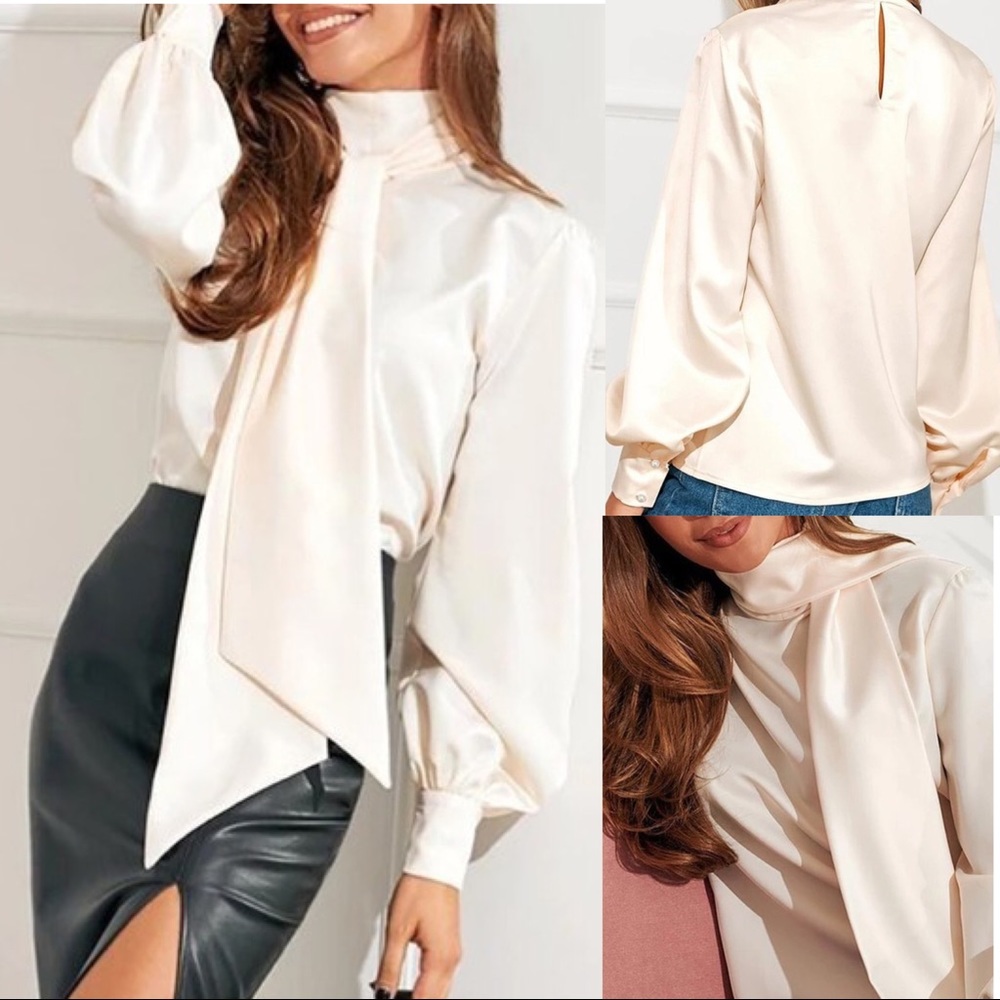 đź’•Penelopeđź’• Vintage Scarf Blouse - Picture 1 of 2